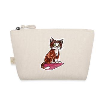 Petit chat tigre brun rougeâtre - Trousse biologique - nature - Devant