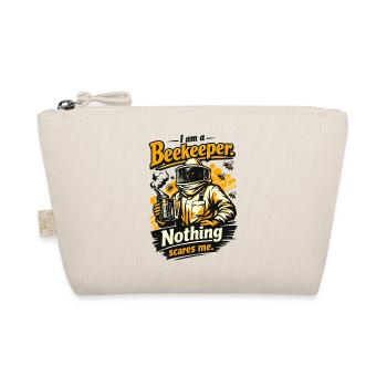Beekeeper Gift: I am a Beekeeper Nothing scares me - Organic Pouch - nature - Front