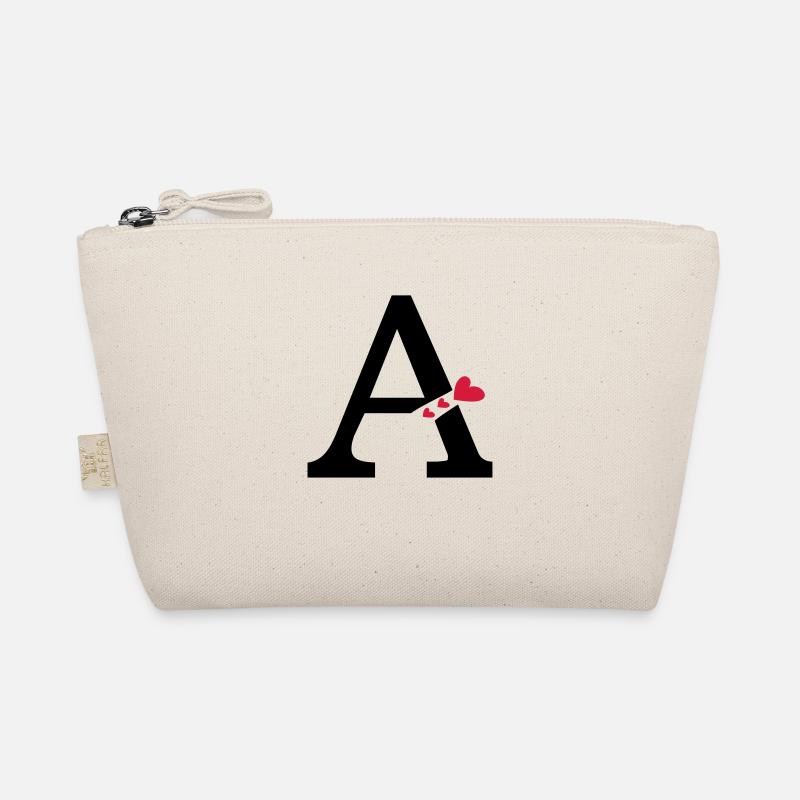 Capital lettre A avec des coeurs Trousse biologique