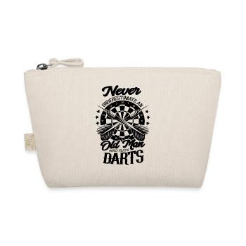 Never underestimate an old darts player - Organic Pouch - nature - Front