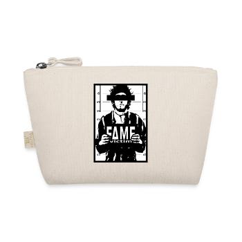 Fame Victim Mugshot Shirt – Dark Streetwear - Bio-Täschchen - Natur - Vorne