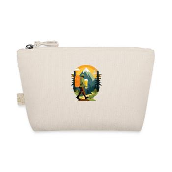 Hikers with beer in nature. Outdoor motif - Organic Pouch - nature - Front