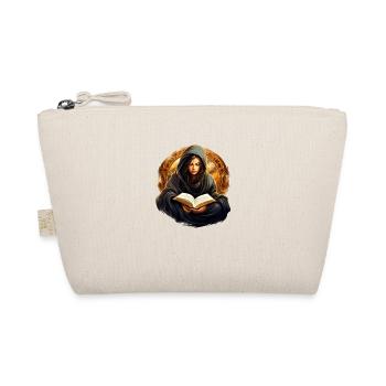 Reading with a cuddly blanket - Organic Pouch - nature - Front