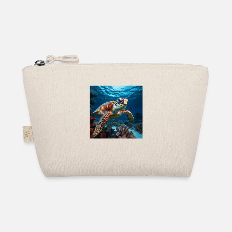 Breathtaking underwater world Organic Pouch