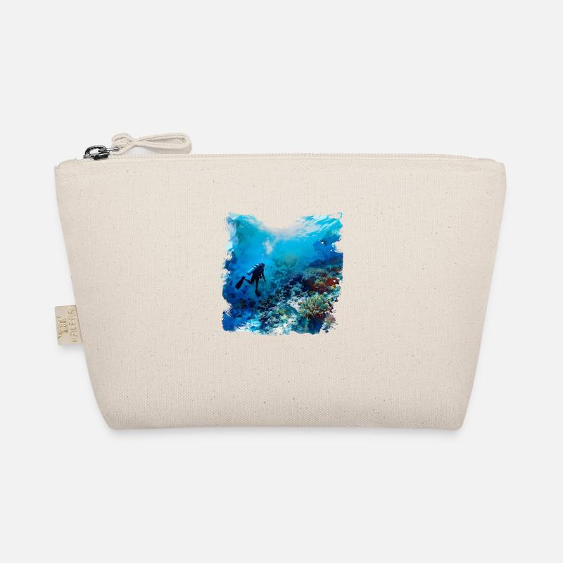 Immerse yourself in a foreign world Organic Pouch