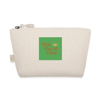 One Day at a Time – Positive Mental Health Shirt - Organic Pouch - nature - Front