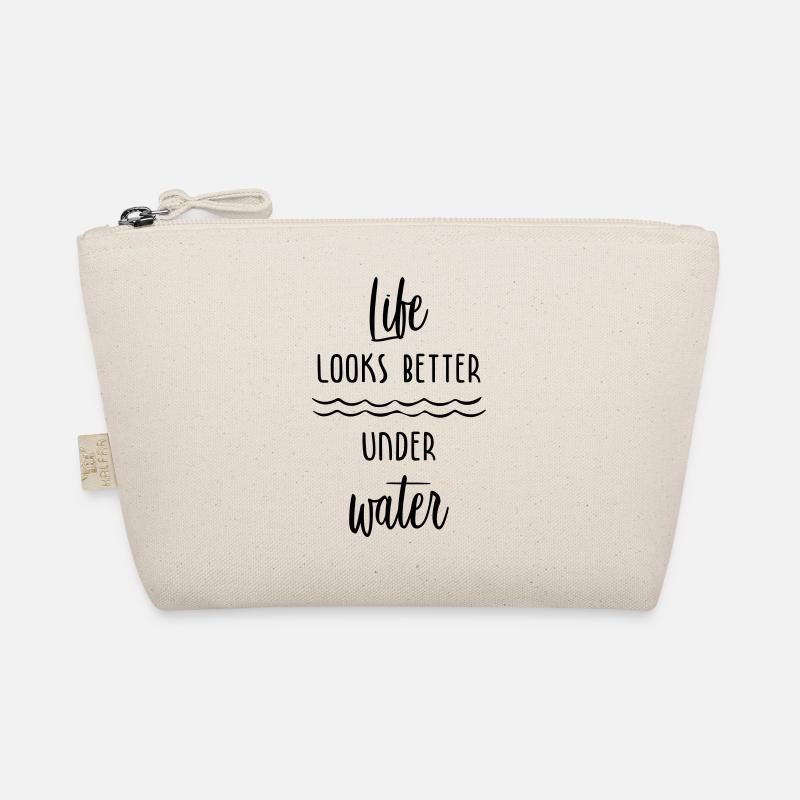 Life looks better under water Organic Pouch