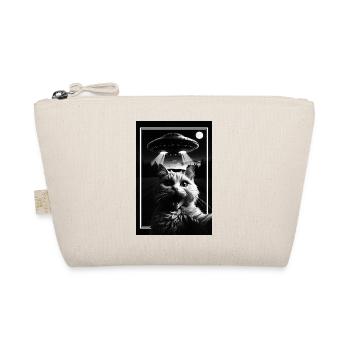 Cat Selfie with UFO – Funny Alien Encounter - Organic Pouch - nature - Front