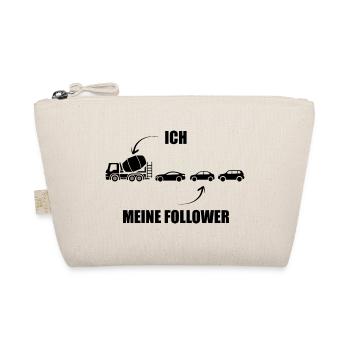 Ich und meine Follower - Betonmischer - Stau - Bio-Täschchen - Natur - Vorne