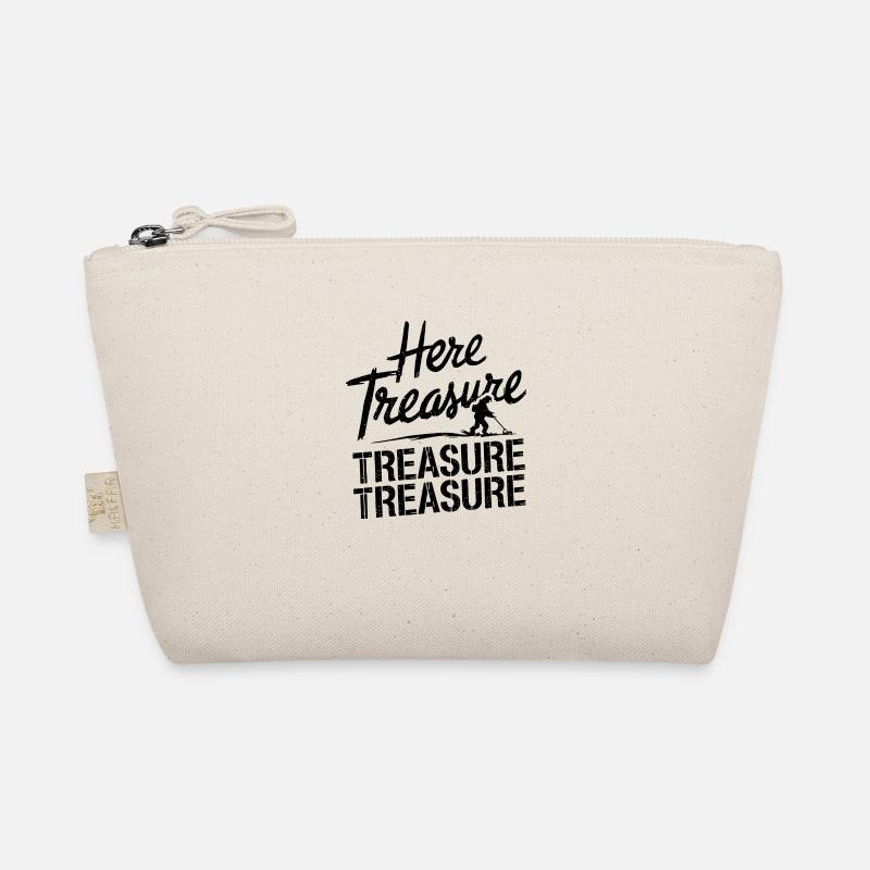 Treasure hunter design for explorers Organic Pouch