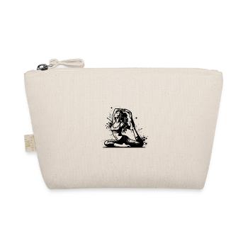Yoga woman in deep concentration exercise - Organic Pouch - nature - Front