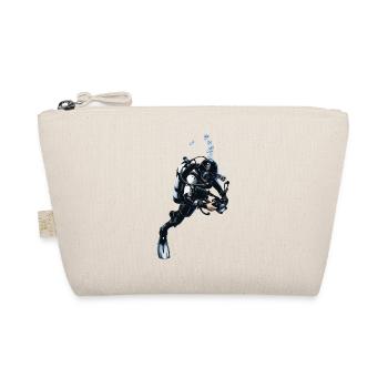 Plongeur en combinaison noire et blanche - Trousse biologique - nature - Devant