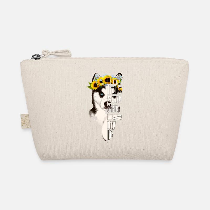 Husky avec une couronne de tournesol Trousse biologique