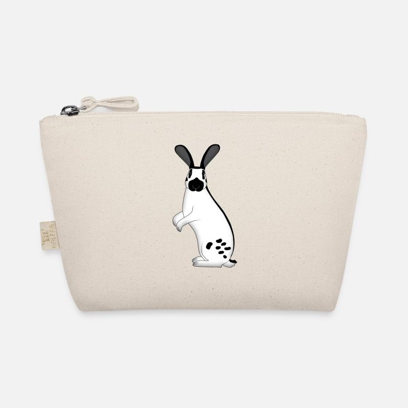 Giant cheques makes Mannc Organic Pouch