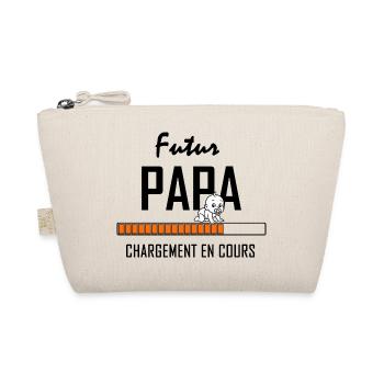 Baby in class on minimalist orange bar - Organic Pouch - nature - Front