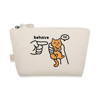Petit chat entre de grandes mains – un peu trop mignon - Trousse biologique - nature - Devant