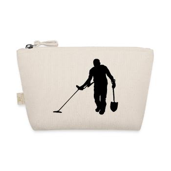 In search of the treasure with metal detector - Organic Pouch - nature - Front