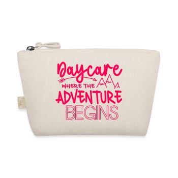 Daycare Where The Adventure Begins Babysit Teacher - Bio-Täschchen - Natur - Vorne