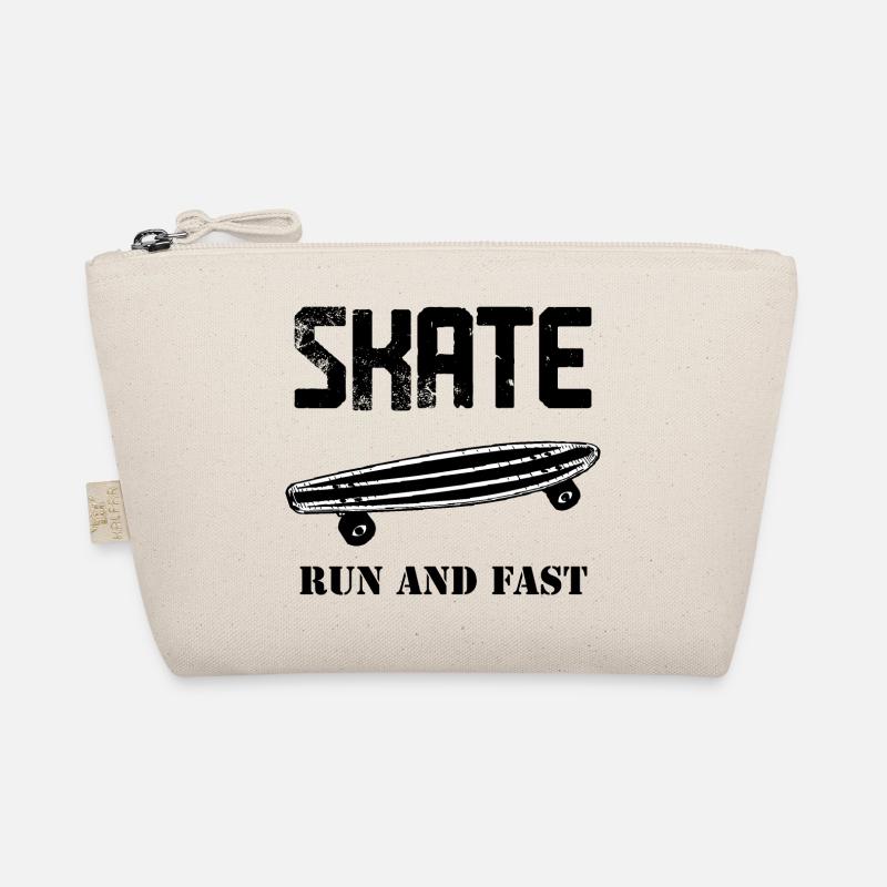 T-shirt skate run and fast gift idea Organic Pouch