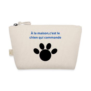 à_la_maison-_-c'est_le_chien_qui_commande - Trousse biologique - nature - Devant