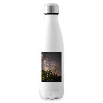Milchstraßen-Galaxie zwischen den Bäumen - Isolierflasche - Weiß - Rechts
