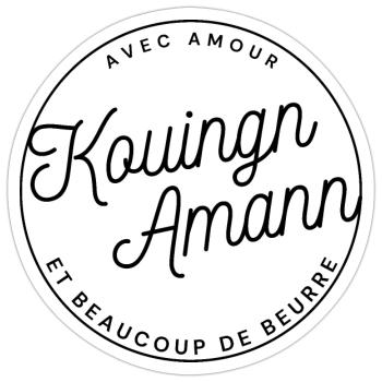 Kouign Amann Avec Amour T-shirt Humour Breton - Sticker taille S (10 x 10 cm) - blanc mat - Devant