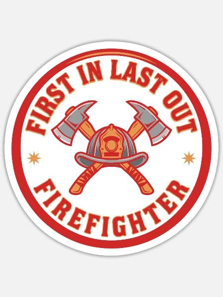 Feuerwehrmann Erster in Letzter Feuerheld Geschenk - Sticker Größe S (10 x 10 cm) - Mattweiß