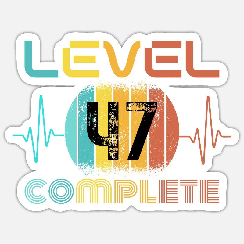 47 ans - 47e anniversaire Niveau 47 Conception complète Sticker taille S (10 x 10 cm)