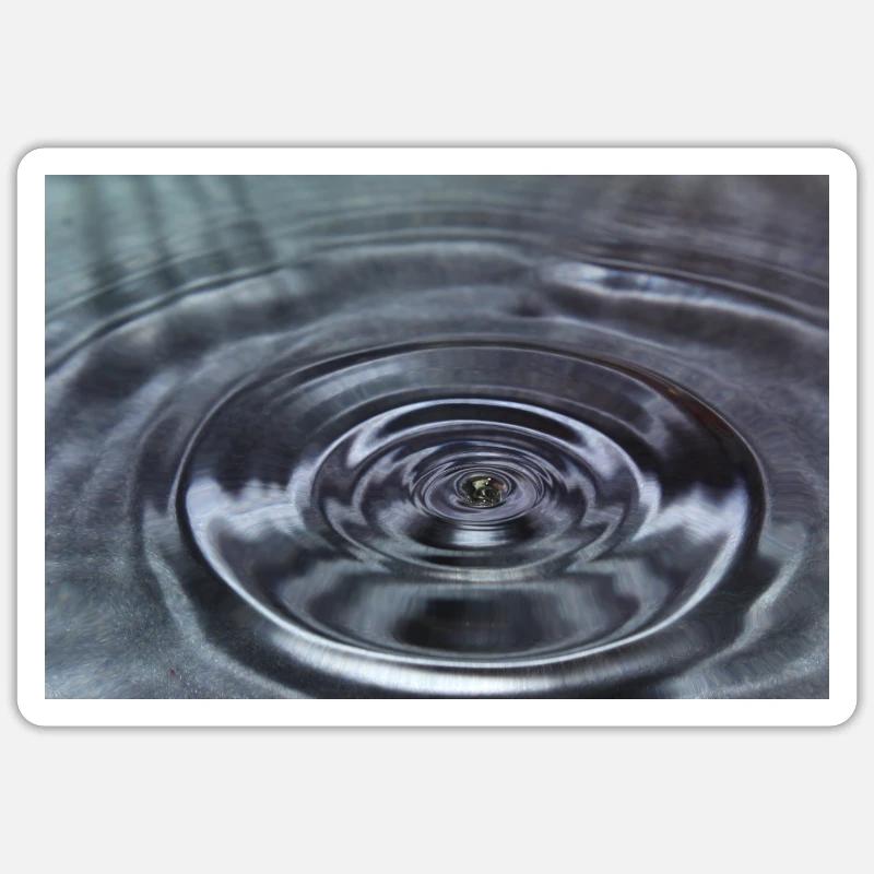 Wassertropfen - Sticker Größe S (10 x 10 cm) - Mattweiß