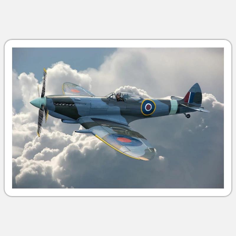 Spitfire - Sticker Größe S (10 x 10 cm) - Mattweiß