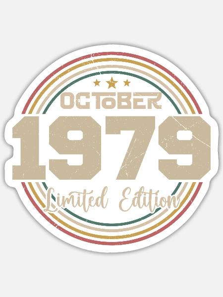 Geboren im Oktober 1979 Retro Jubiläum Oktober 1979 - Sticker Größe S (10 x 10 cm) - Mattweiß