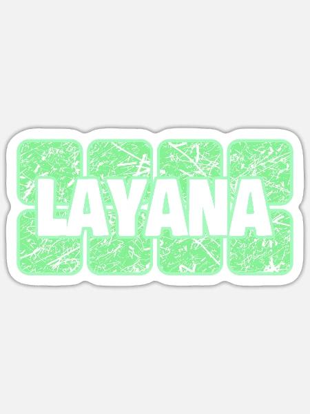 Layana als Saeugling - Sticker Größe S (10 x 10 cm) - Mattweiß