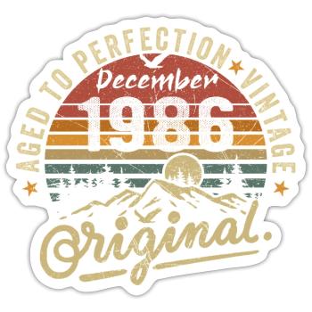 Legenden wurden im Dezember 1986 - Sticker Größe S (10 x 10 cm) - Mattweiß - Vorne