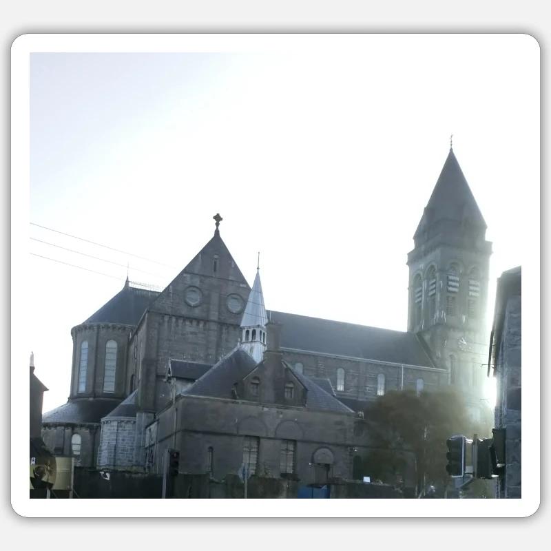 Cathédrale de l’Immaculée Conception, Irlande. - Sticker taille S (10 x 10 cm) - blanc mat