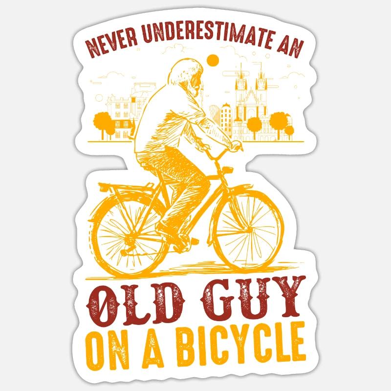 Never Underestimate Old Guy Bicycle - Sticker Größe S (10 x 10 cm) - Mattweiß