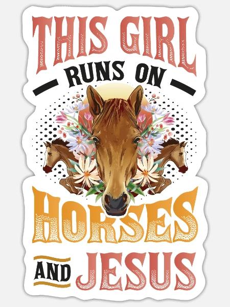 Dieses Mädchen rennt auf Pferden und Jesus. - Sticker Größe S (10 x 10 cm) - Mattweiß
