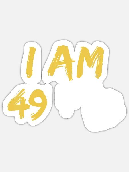 Ich bin 49 + Mittelfinger-Hand-T-Stück lustiger Vatiwitz - Sticker Größe S (10 x 10 cm) - Mattweiß