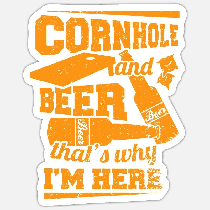 Cornhole und Bier, deshalb bin ich hier Sticker Größe S (10 x 10 cm)