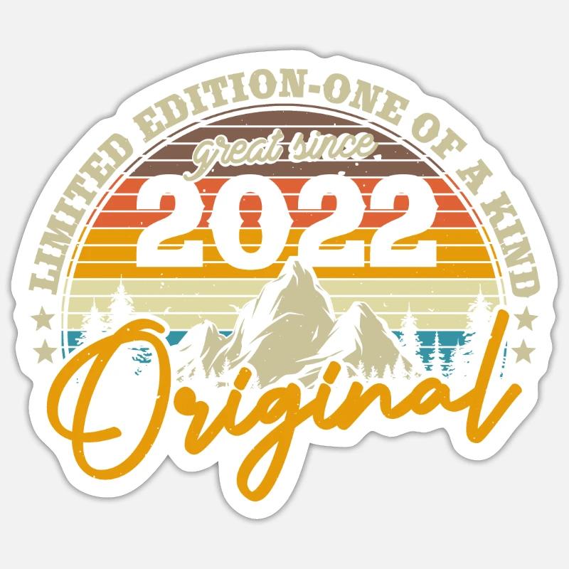 Retro Geschenkidee 2022 - Sticker Größe S (10 x 10 cm) - Mattweiß