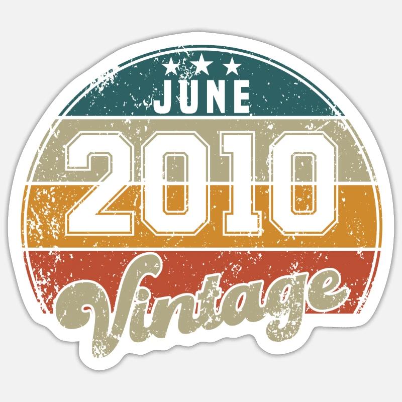 Vintage Geburtstag - Juni 2010 - Geschenkidee Sticker Größe S (10 x 10 cm)