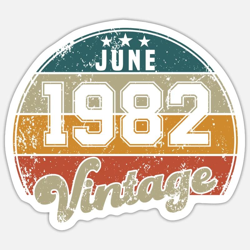 Vintage Geburtstag - Juni 1982 - Geschenkidee Sticker Größe S (10 x 10 cm)