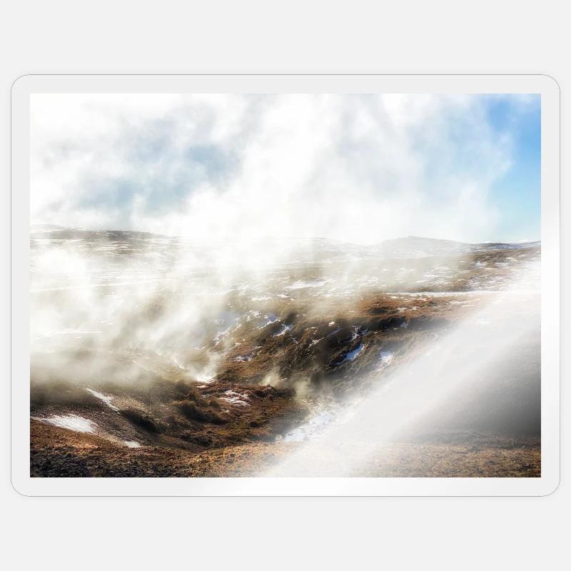 Wunderschöne, neblige Landschaft - Sticker Größe S (10 x 10 cm) - Transparent glänzend