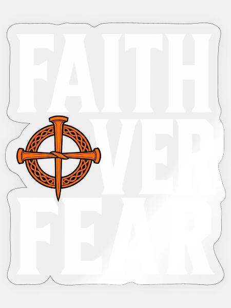 Glaube über Angst – quadratischer Text - Sticker Größe S (10 x 10 cm) - Transparent glänzend