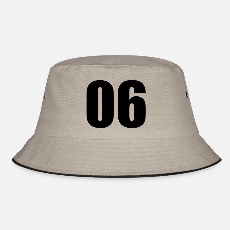 06 Bucket Hat