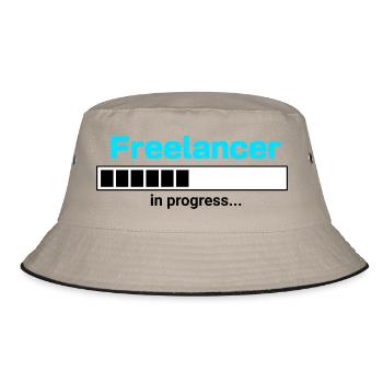 Freelancer in Progress – Self-Employment Motif - Bucket Hat - khaki/black - Front