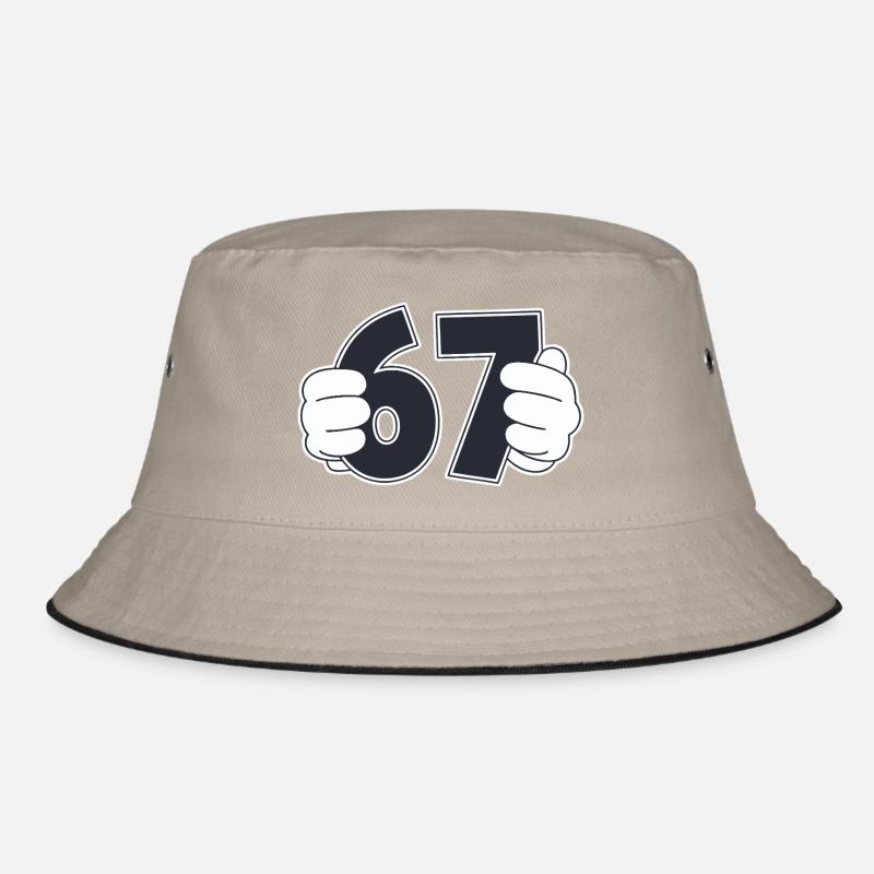 Minimalistisches lustiges Grafikdesign mit Nummer 67 Bucket Hat
