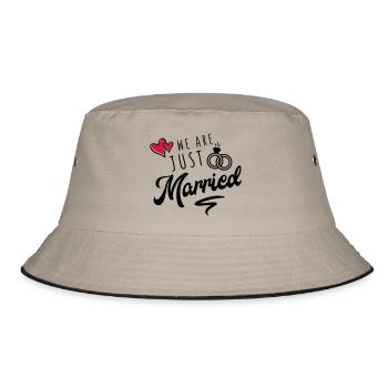 we are just married - Bucket Hat - Khaki/Schwarz - Vorne