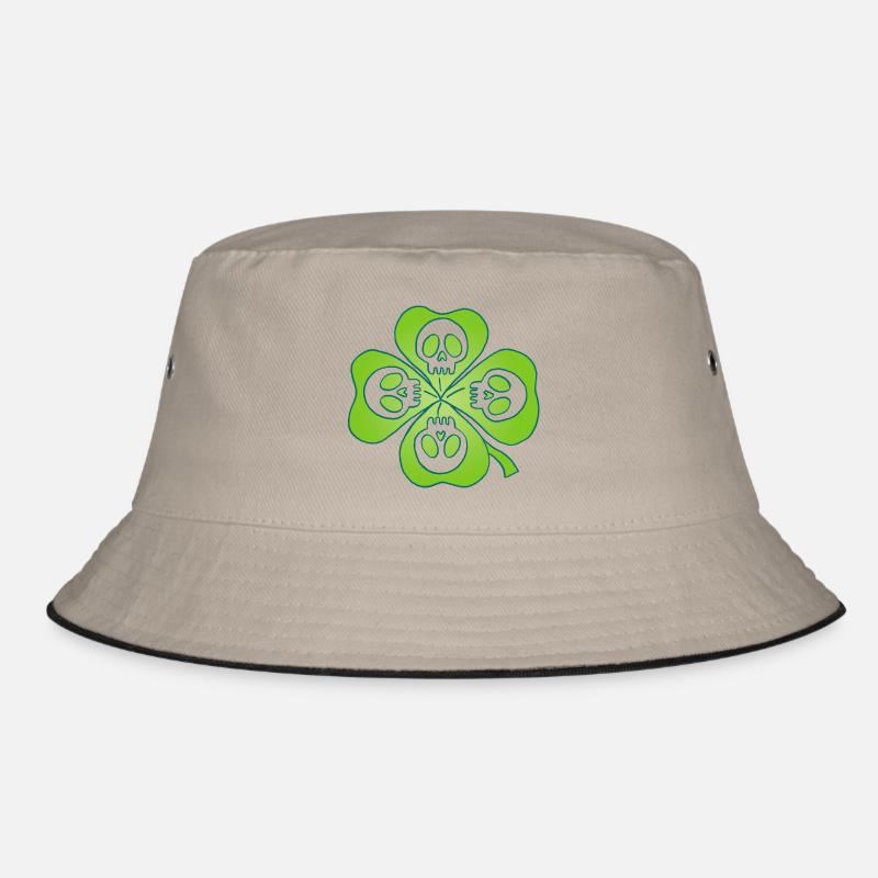 Schädel und vierblättriges Kleeblatt Bucket Hat