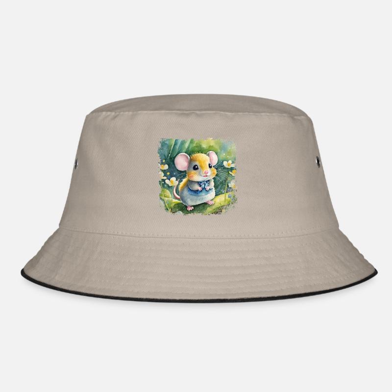 Mignon bébé souris jouant joyeusement dans le jardin Bob