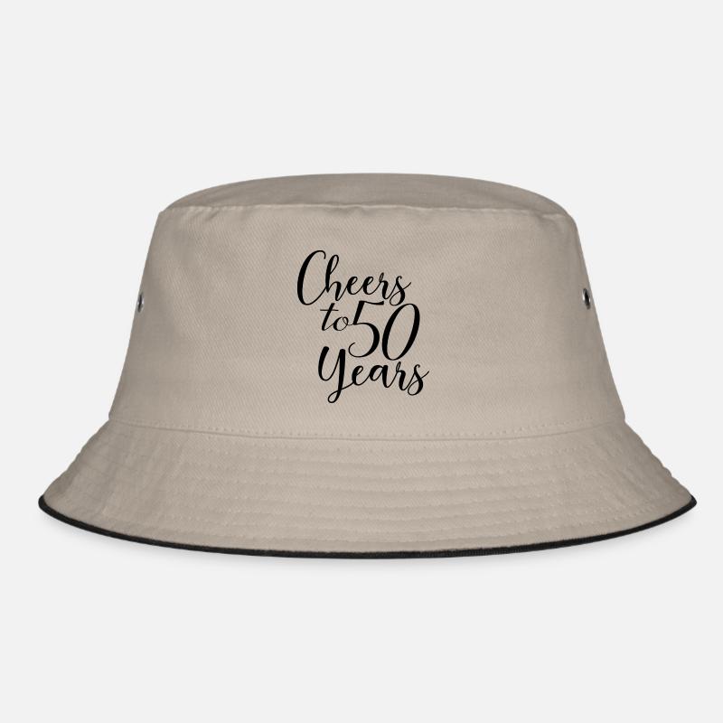 Cheers To 50 Years - Geburtstags- oder Jubiläumsgeschenk Bucket Hat